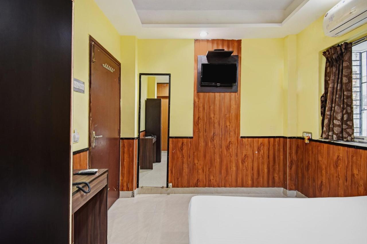 Flagship Hotel Eden Kolkata Exterior photo